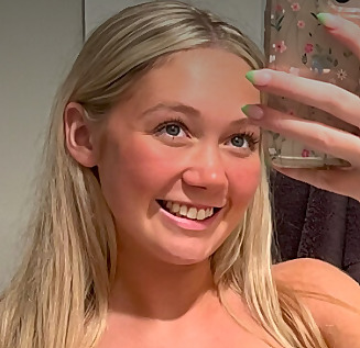 Kayla 
