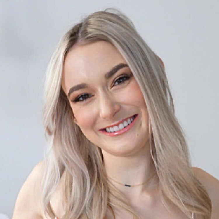 Thea Summers