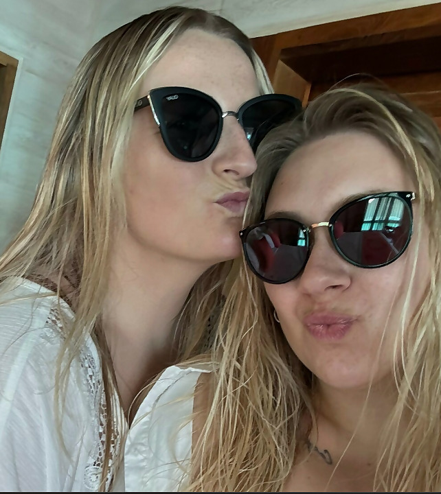 Blondelesbeans