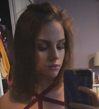 Lezzbonezz