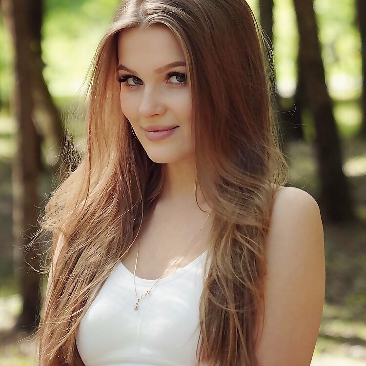 Ellie Moore