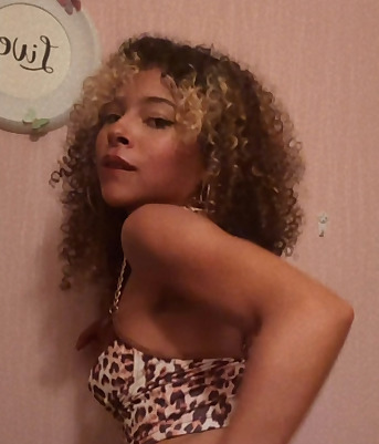 Lunaroza Cruz