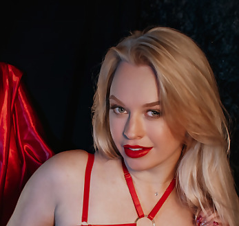 Anna Lynx