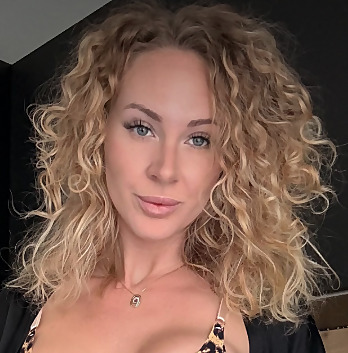 Stela Riccioli 