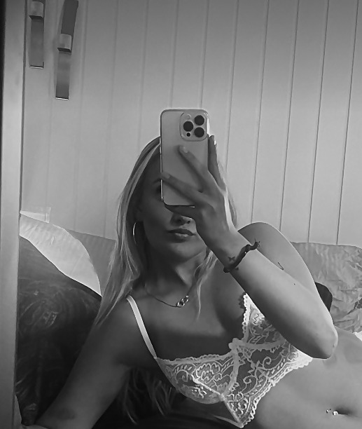 Lexi 