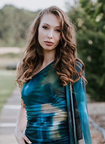 Laura Quest