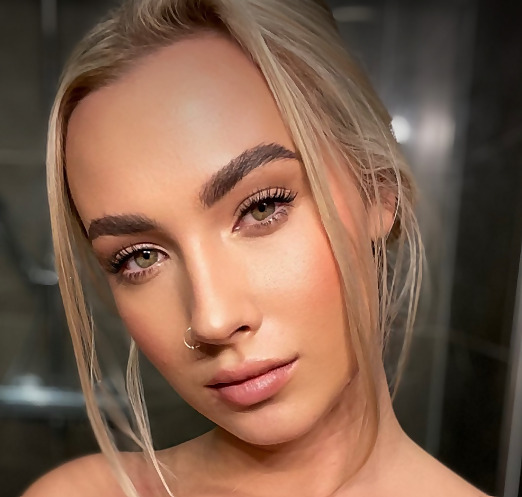 Katie Bee