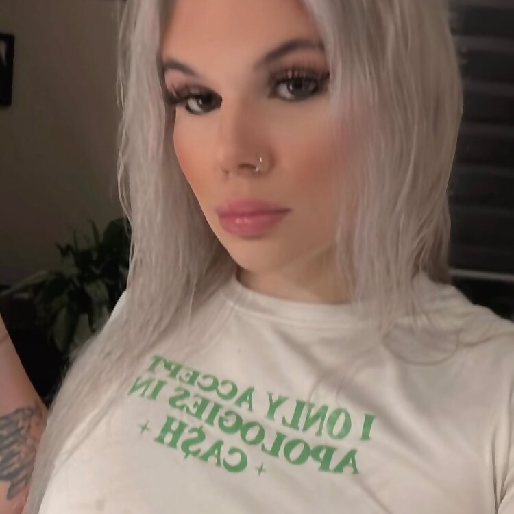 Young Spice Girl 