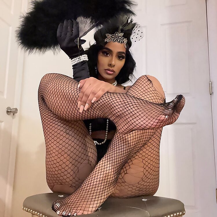 Ayisha Diaz