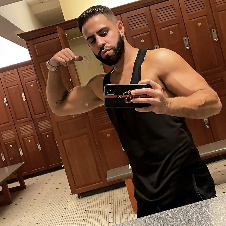 Darien Leon