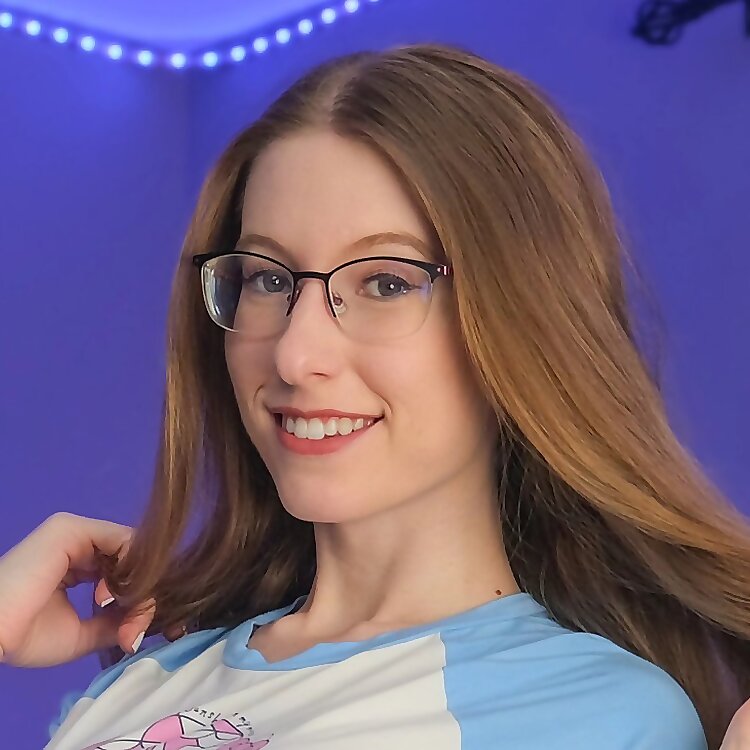 Lacey Bloom
