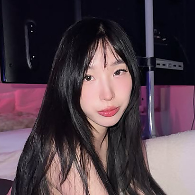 Elle Lee