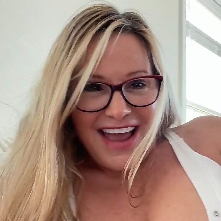 Tamara West